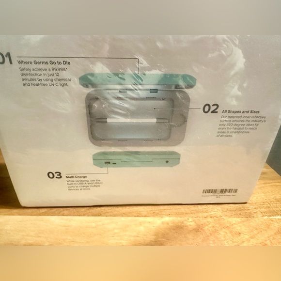 NWT Phonesoap3! SharkTank! Sanitize electronics safely! Sealed in package. Aqua - Picture 2 of 3
